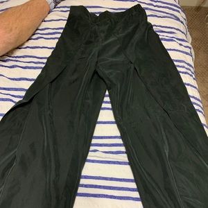 Black flowy pants size small